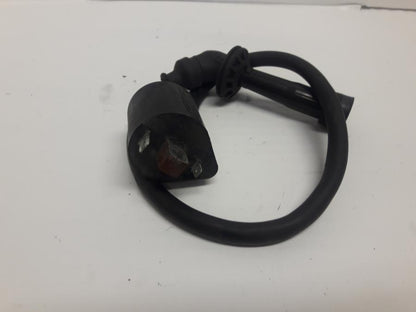 Framsidan på Tändspole från en Suzuki SV 1000 -2004 motorcykel.