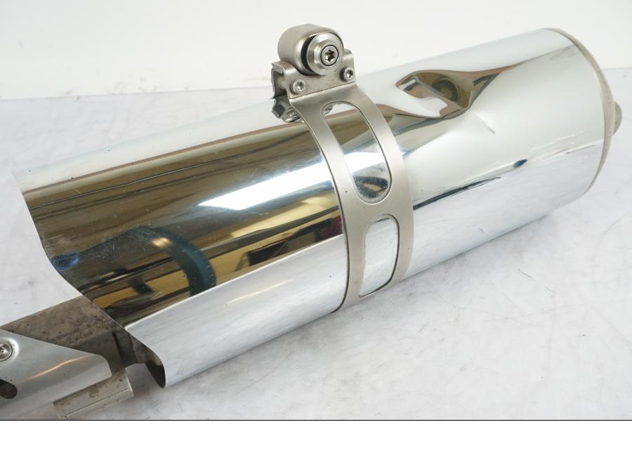 Vänster sida på Ljuddämpare från en BMW R 1200 GS -2007 motorcykel.