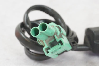 Vänster sida på Sidostödsbrytare från en Suzuki GSX-S 1000 -2017 motorcykel.