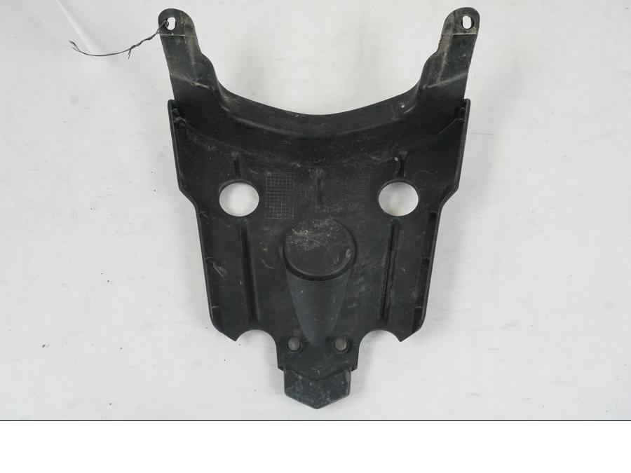 Vänster sida på Bakvinge från en BMW F 800 GS -2008 motorcykel.