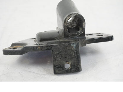 Snett nerifrån på Sidostödsfäste från en H-D Street Glide FLHX -2012 motorcykel.