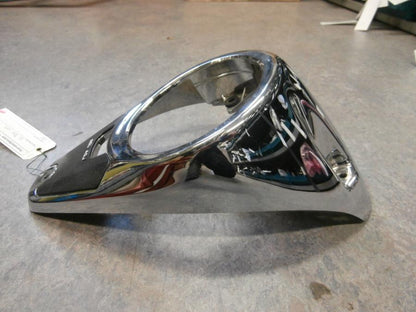 Höger sida på Instrumentkonsoll från en Suzuki VL 800 -2004 motorcykel.