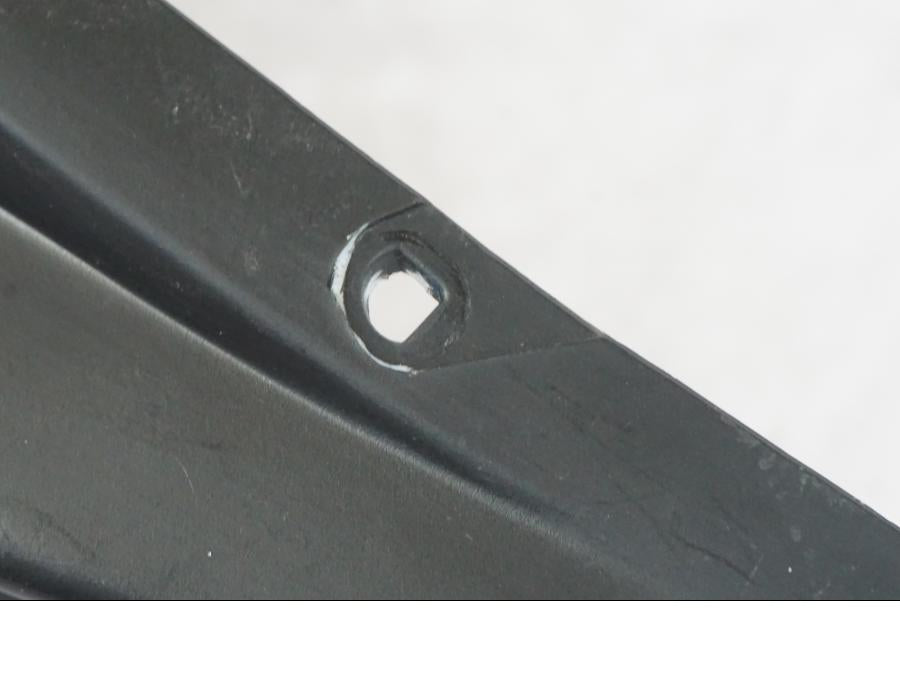 Baksidan på Luftintag från en Suzuki GSX-R 750 -2007 motorcykel.