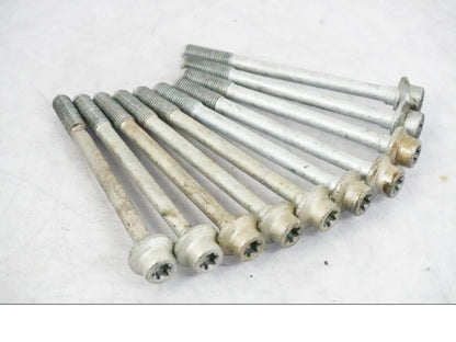 Höger sida på Skruv / Mutter etc från en BMW K 1200 S -2005 motorcykel.