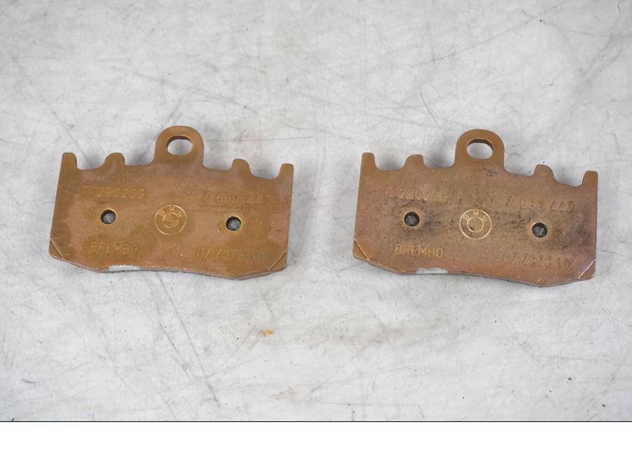 Höger sida på Bromsbelägg från en BMW R 1150 GS/A -2002 motorcykel.