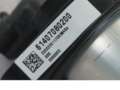 Höger sida på Bensintankgivare från en KTM 1290 Super Duke R -2022 motorcykel.