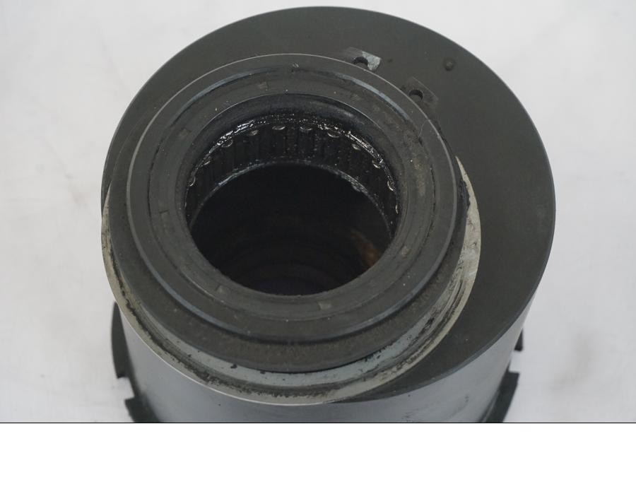 Höger sida på Hjulhub från en KTM 1290 Super Duke R -2018 motorcykel.