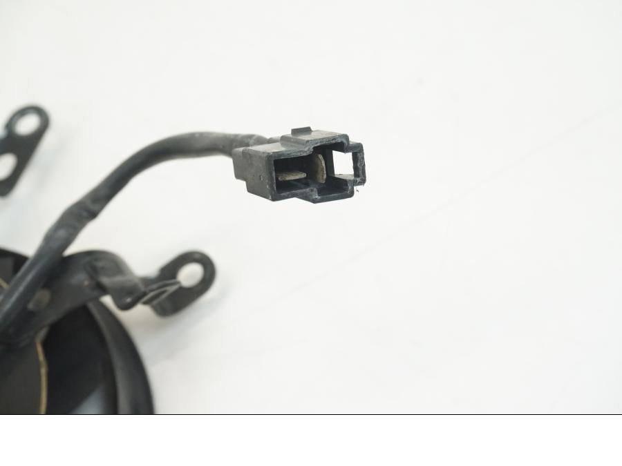 Snett uppifrån på Vattenkylfläkt från en Yamaha YZF 1000 R1 -2004 motorcykel.