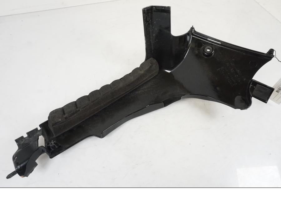 Snett uppifrån på Sidkåpa från en Suzuki VZR 1800 -2009 motorcykel.