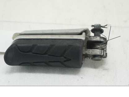 Baksidan på Fotpinne från en Honda CBR 500 R -2013 motorcykel.