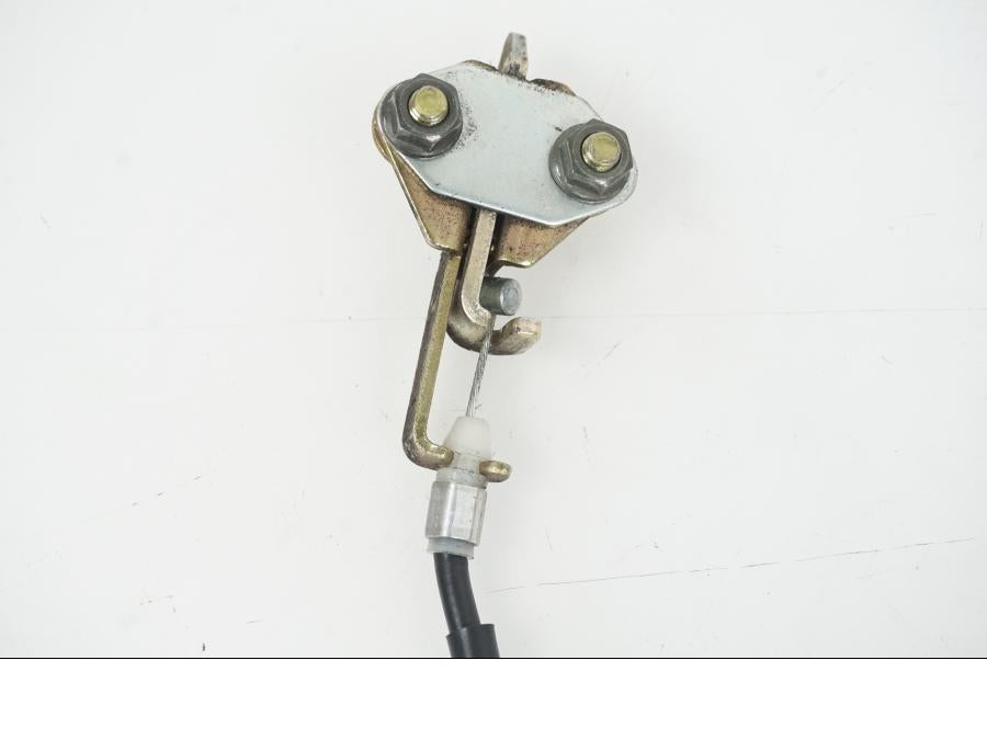 Snett nerifrån på Sadellåsmekanism från en Yamaha XJ 900 -1997 motorcykel.