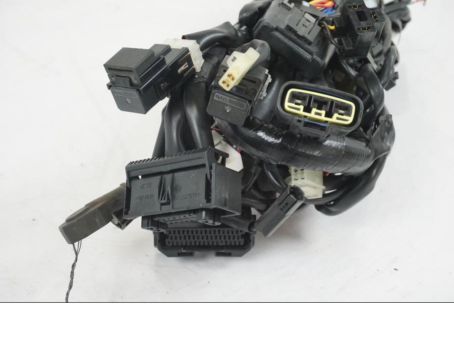 Extrabild5 på Kabelstam från en Yamaha MT-07 -2019 motorcykel.