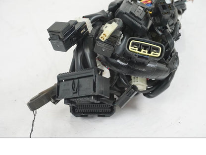 Extrabild5 på Kabelstam från en Yamaha MT-07 -2019 motorcykel.