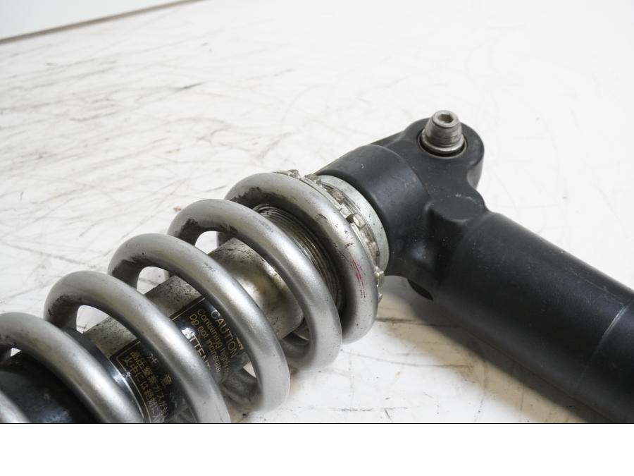 Höger sida på Stötdämpare från en Kawasaki Z 1000 -2008 motorcykel.