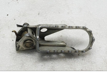 Framsidan på Fotpinne från en Yamaha TT 600 R -1997 motorcykel.