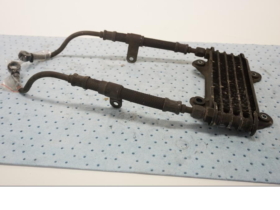 Framsidan på Oljekyl från en Suzuki GSX 550 -1985 motorcykel.