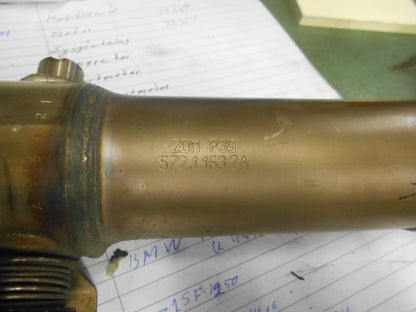 Snett uppifrån på Mellanrör från en Ducati Monster 821 -2016 motorcykel.