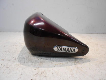Framsidan på Sidopanel från en Yamaha XV 1600 -2000 motorcykel.