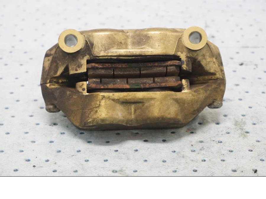 Baksidan på Bromsok från en MV Agusta F3 675 -2014 motorcykel.