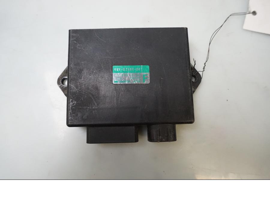 Framsidan på CDI / ECU från en Yamaha YZF 1000 R -1999 motorcykel.