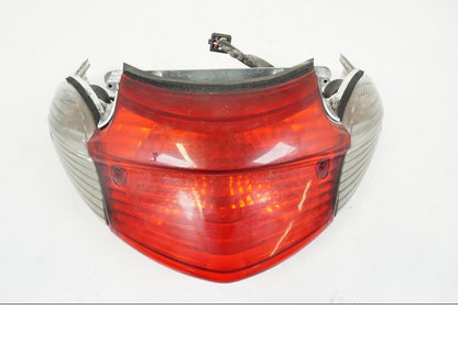 Vänster sida på Baklampa från en Honda XL 1000 V -2008 motorcykel.