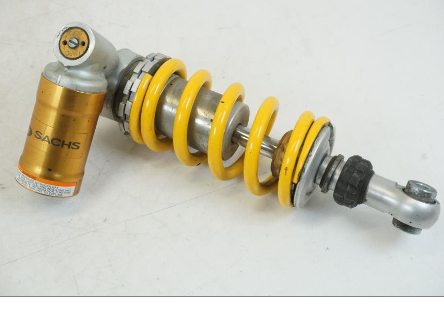 Framsidan på Stötdämpare från en Aprilia Tuono V4R -2011 motorcykel.