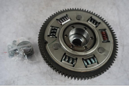 Framsidan på Koppling från en Triumph Tiger Explorer -2016 motorcykel.