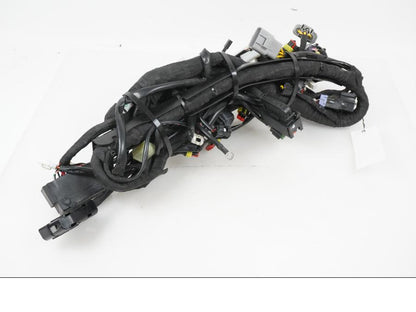 Framsidan på Kabelstam från en KTM 1290 Super Adventure S -2022 motorcykel.