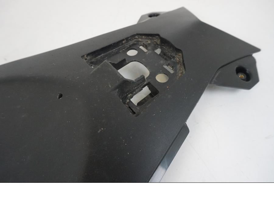 Extrabild3 på Undertail från en Kawasaki ER-6F -2016 motorcykel.