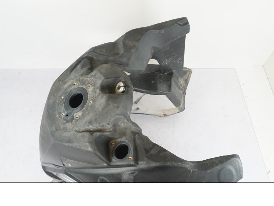 Extrabild3 på Bensintank från en KTM 1290 Super Adventure R -2018 motorcykel.