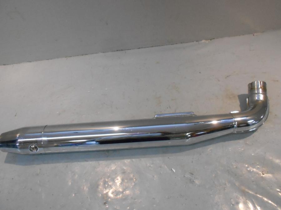 Framsidan på Ljuddämpare från en Triumph Rocket III -2006 motorcykel.