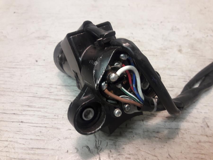 Baksidan på Låssats från en Kawasaki ZX-6R -2008 motorcykel.