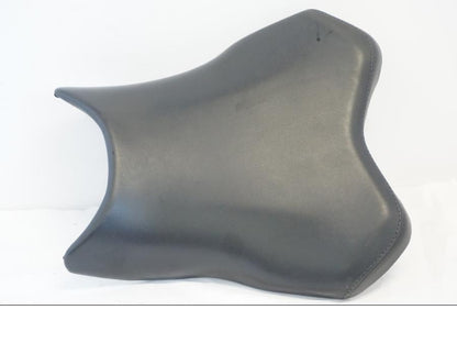 Framsidan på Sadel från en Yamaha YZF R6 -2006 motorcykel.