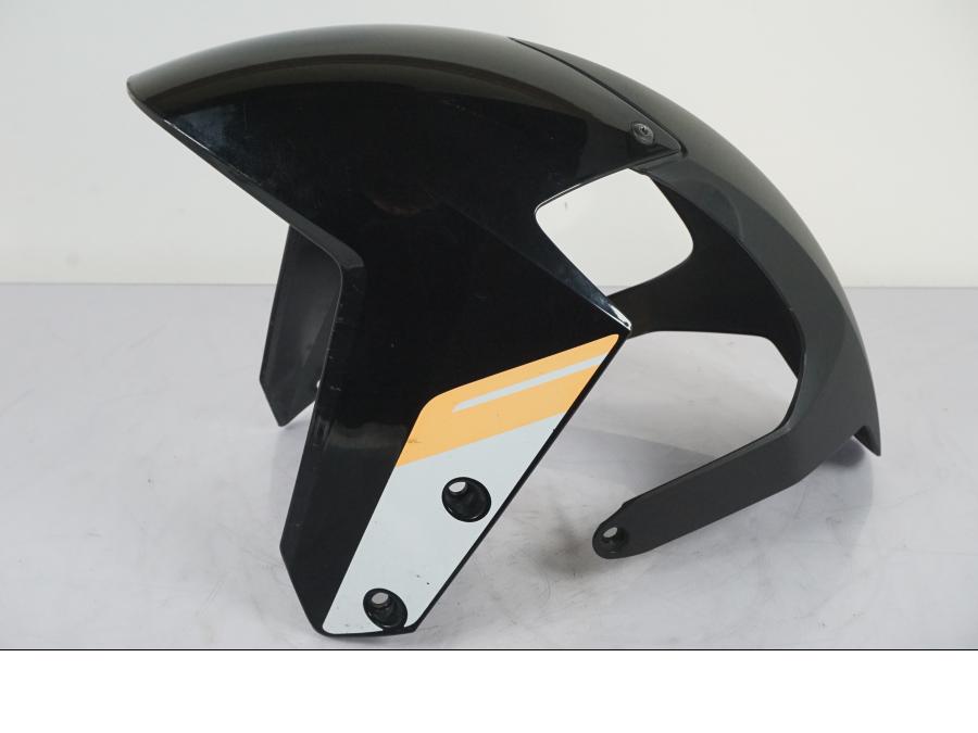 Framsidan på Framskärm från en KTM 1290 Super Duke R -2015 motorcykel.