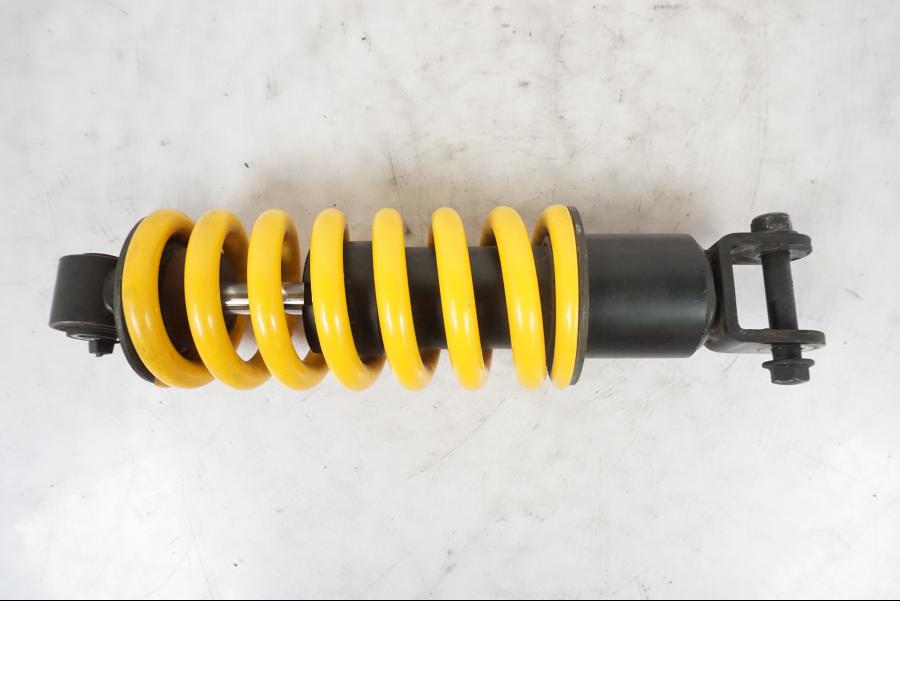 Baksidan på Stötdämpare från en Yamaha YZF-R 125 -2008 motorcykel.