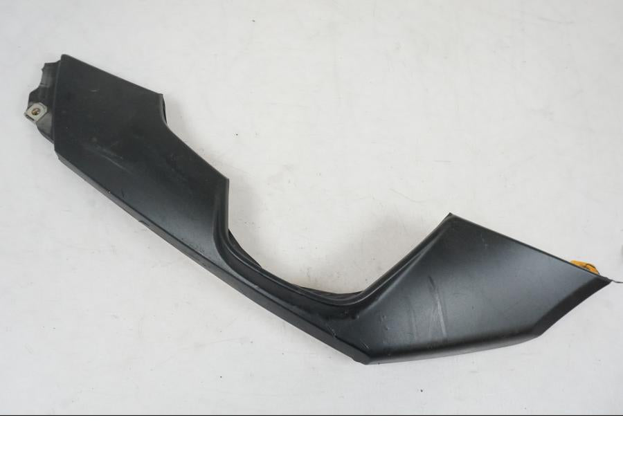 Framsidan på Bakvinge från en BMW F 800 GS -2008 motorcykel.