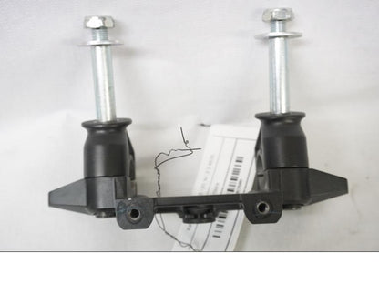 Höger sida på Styrfäste från en Kawasaki Z 900 -2020 motorcykel.