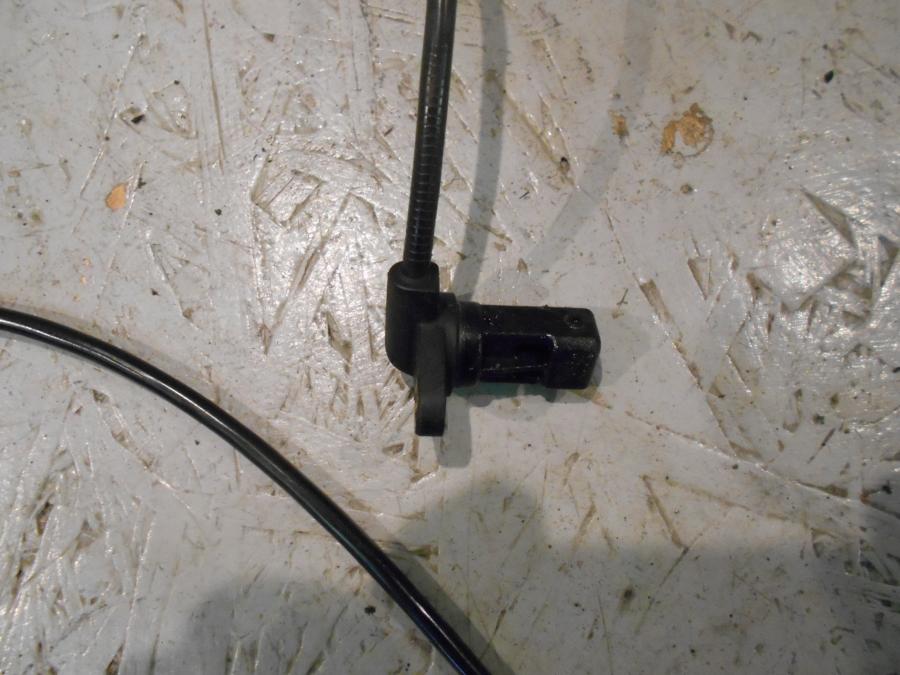 Framsidan på Hastighetsgivare från en BMW K 1300 R -2009 motorcykel.