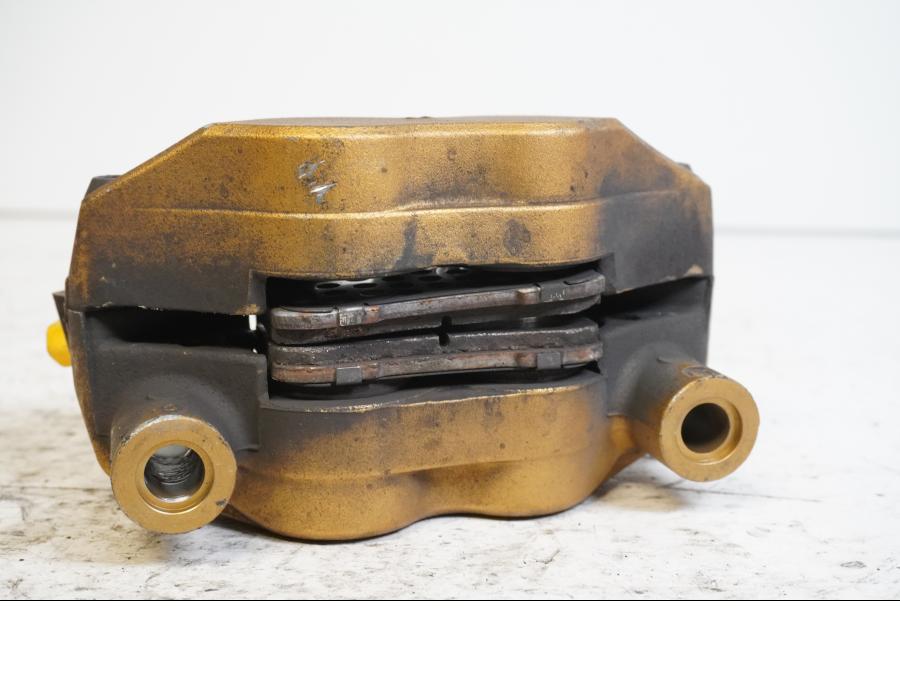 Höger sida på Bromsok från en Triumph Street Triple R -2009 motorcykel.