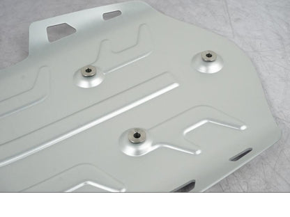 Baksidan på Hasplåt från en BMW R 1250 GSA -2022 motorcykel.