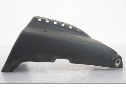 Höger sida på Tändspole Kåpa från en BMW R 1200 GSA -2012 motorcykel.