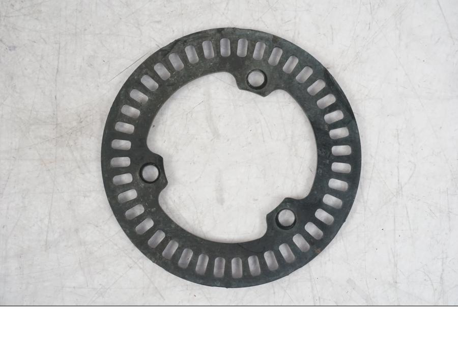 Höger sida på ABS krans från en Yamaha MT-09 -2016 motorcykel.