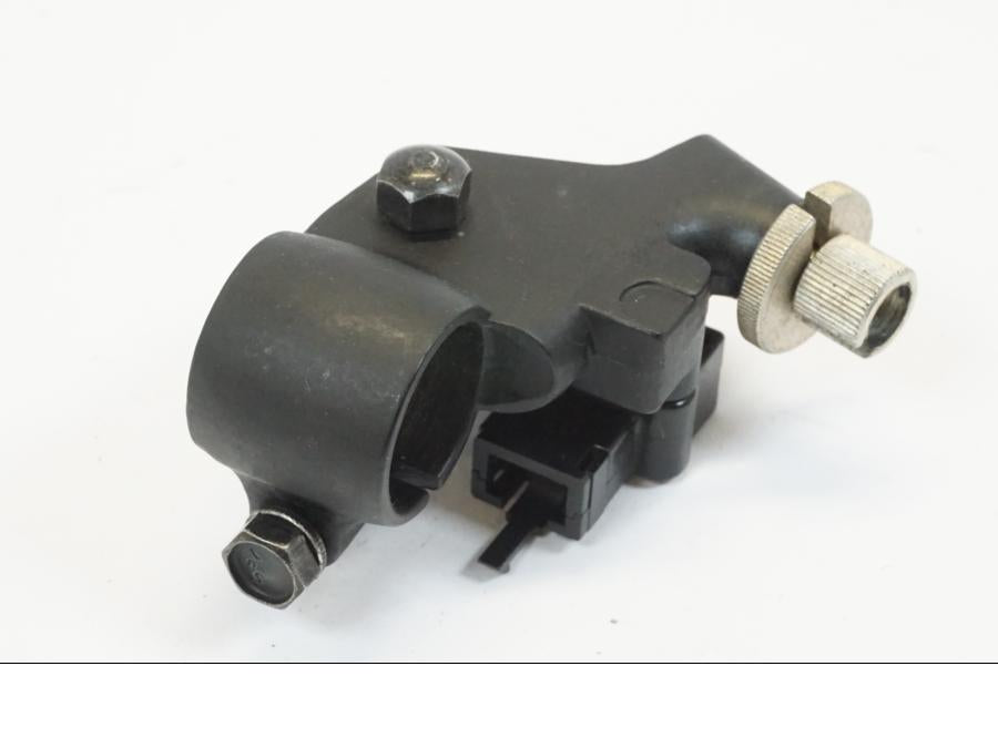 Vänster sida på Kopplingsklo från en Yamaha YZF-R 125 -2009 motorcykel.