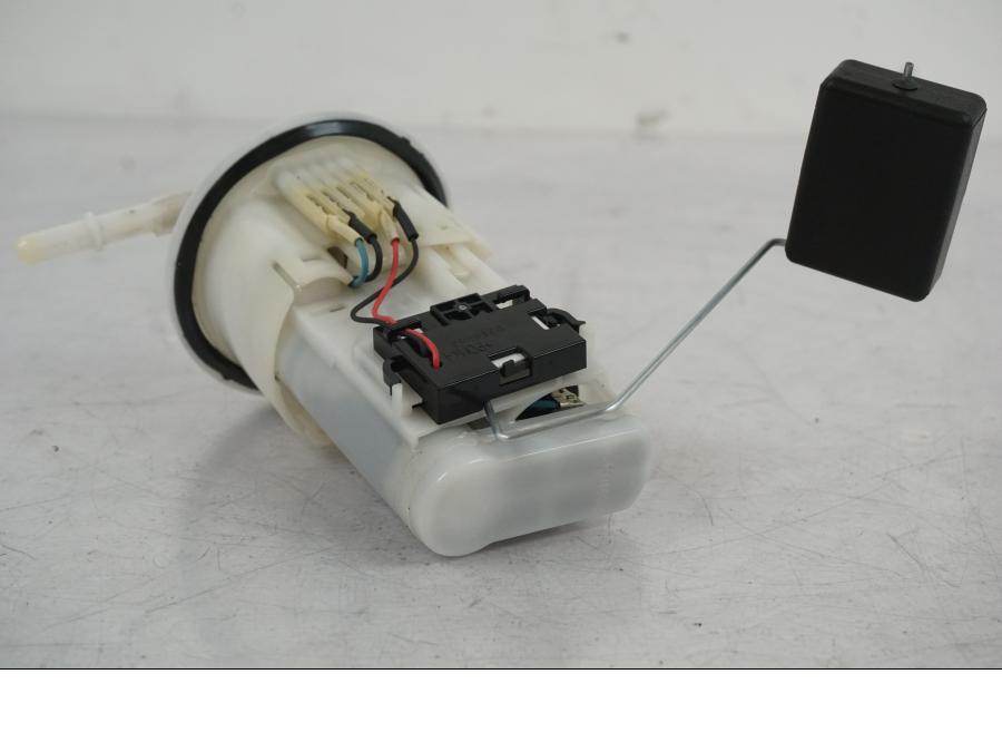 Baksidan på Bensinpump insprut från en Yamaha MT-07 -2019 motorcykel.