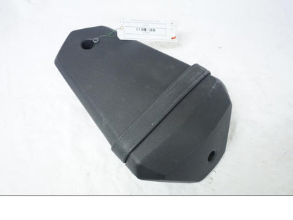 Framsidan på Sadel från en Yamaha YZF-R 125 -2008 motorcykel.