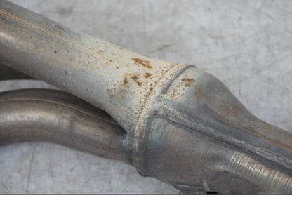 Snett uppifrån på Grenrör från en BMW K 1600 GTL -2015 motorcykel.