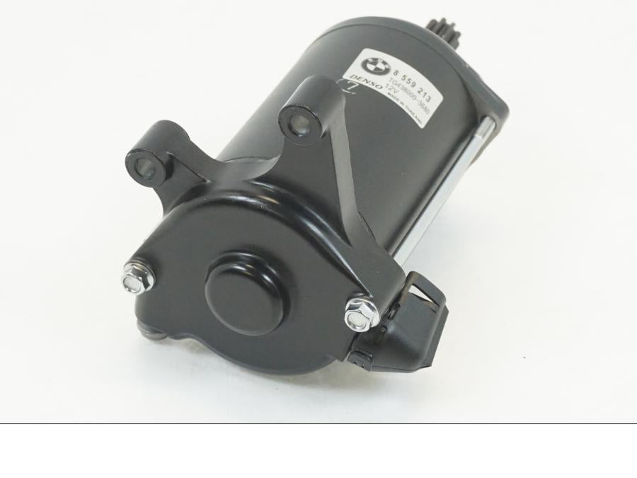 Framsidan på Startmotor från en BMW R 1200 GS -2018 motorcykel.