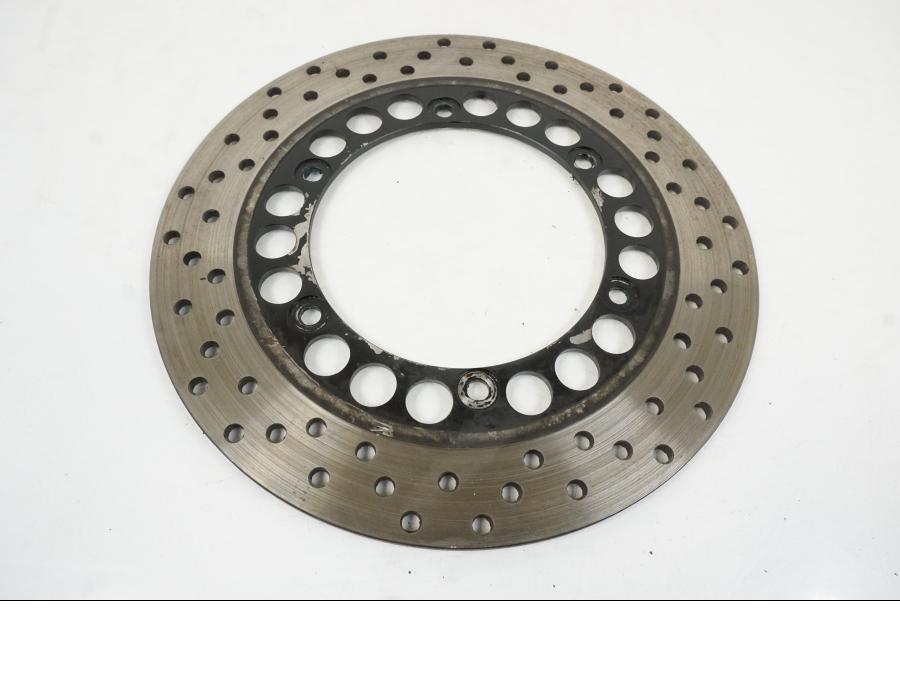 Framsidan på Bromsskiva från en Yamaha BT 1100 -2003 motorcykel.