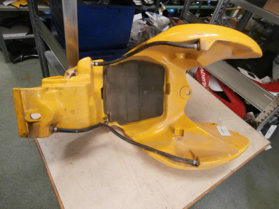 Extrabild1 på Bensintank från en Triumph Tiger -2002 motorcykel.