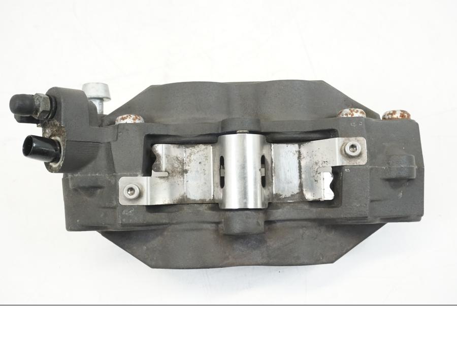 Snett uppifrån på Bromsok från en BMW K 1200 LT -2004 motorcykel.